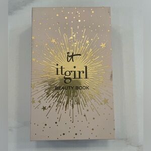 It Girl Beauty Book